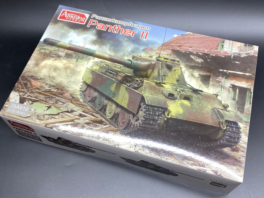 Amusing Hobby 35A018 1/35 Scale WWII German Panzerkampfwagen Panther II Military Plastic Tank Assembly Model Kits